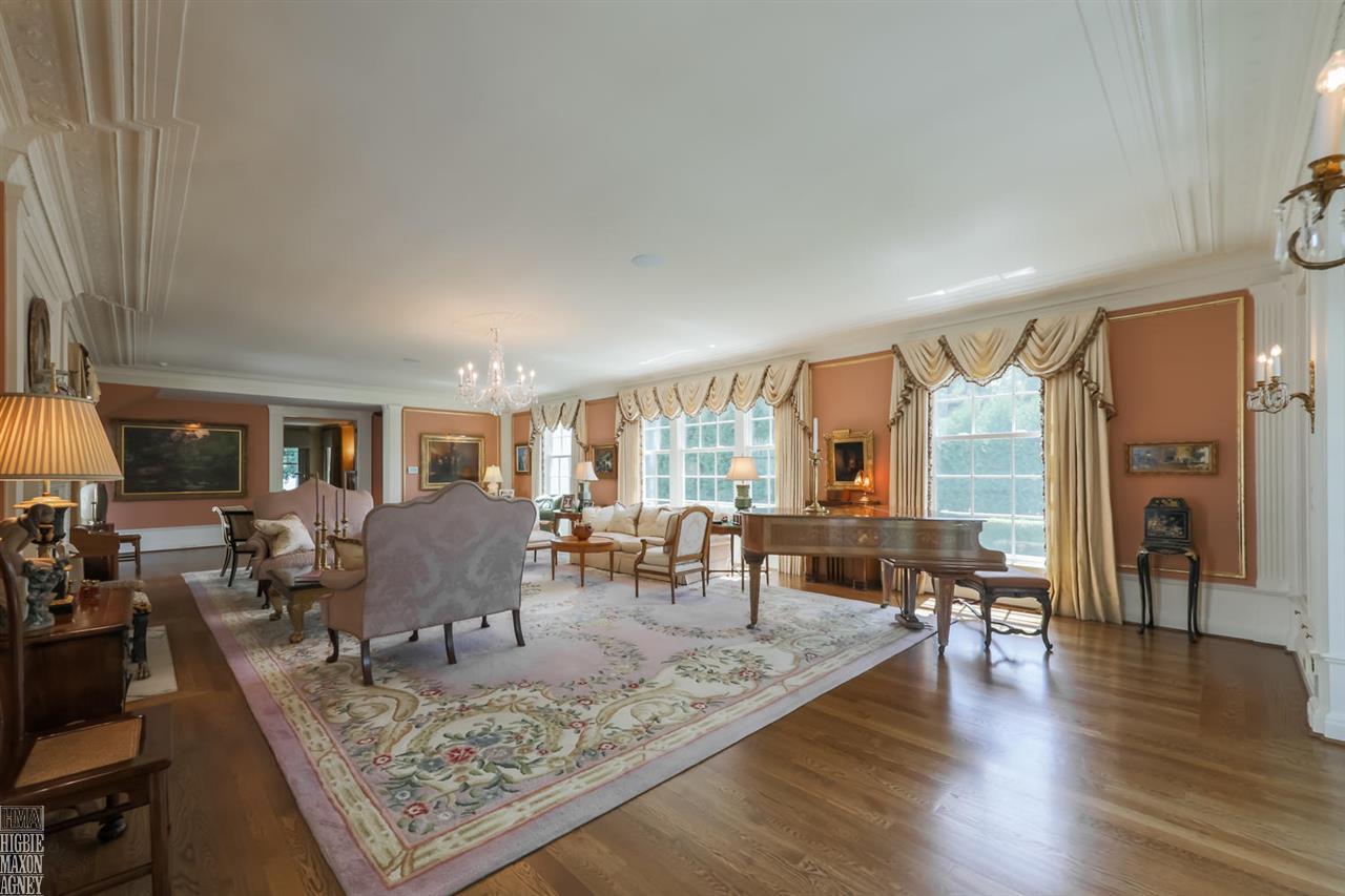 625 Lake Shore Road Grosse Pointe, MI 48236 - Photo 8 of 59