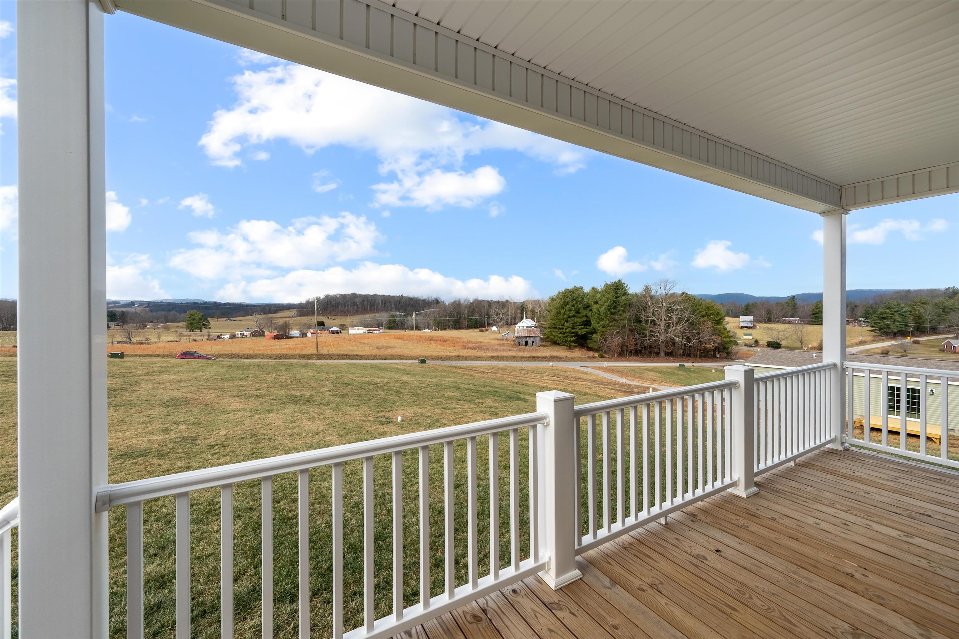 173 Long Level Road Southwest Floyd, VA 24091 - Photo 9 of 76 Gallery Image 9
