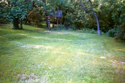 497 Highview Road Pittsburgh, PA 15234 - Photo 2 of 6 Yard/Garden.