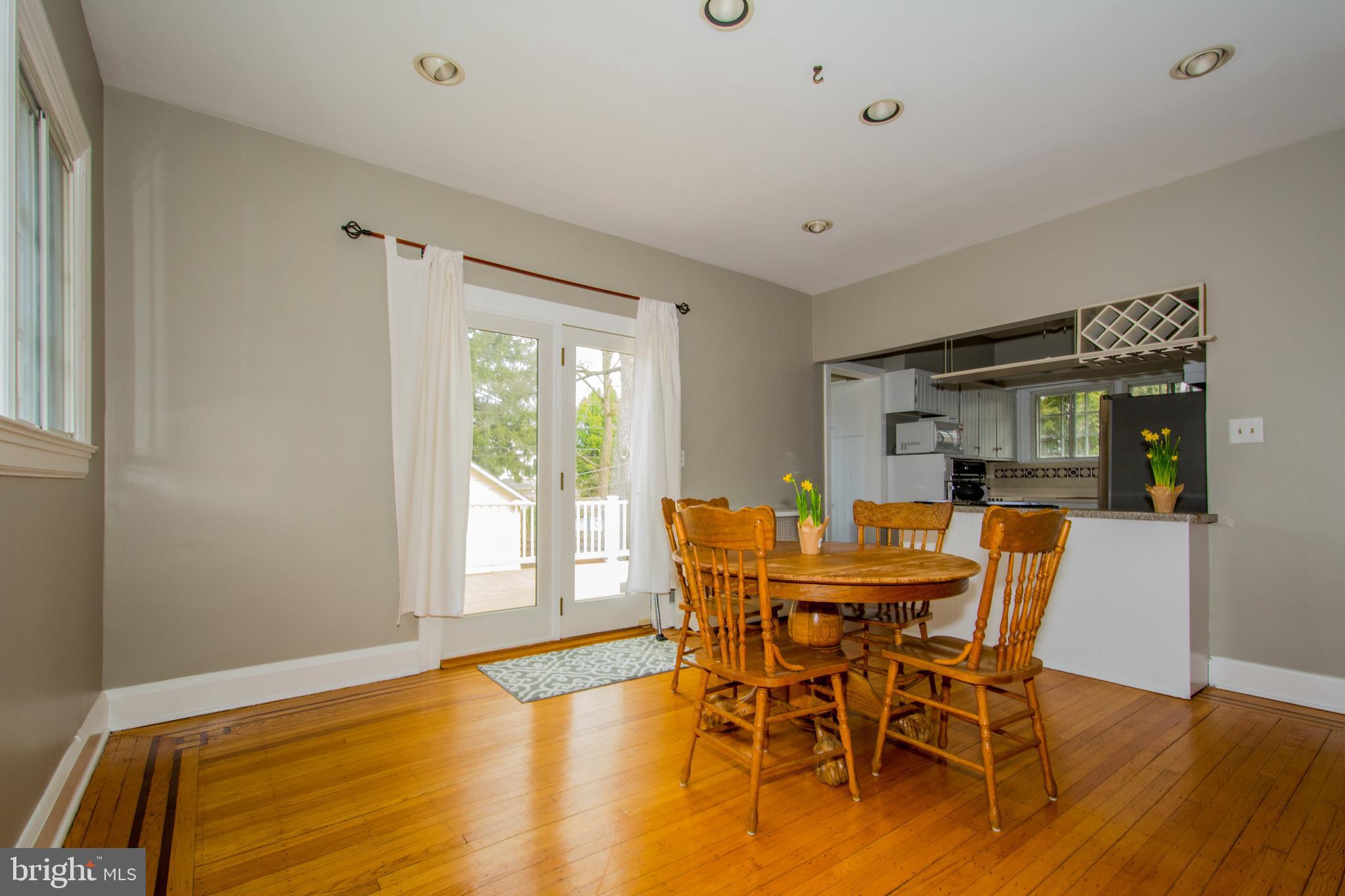 2402 Everton Road Baltimore, MD 21209 - Photo 11 of 44