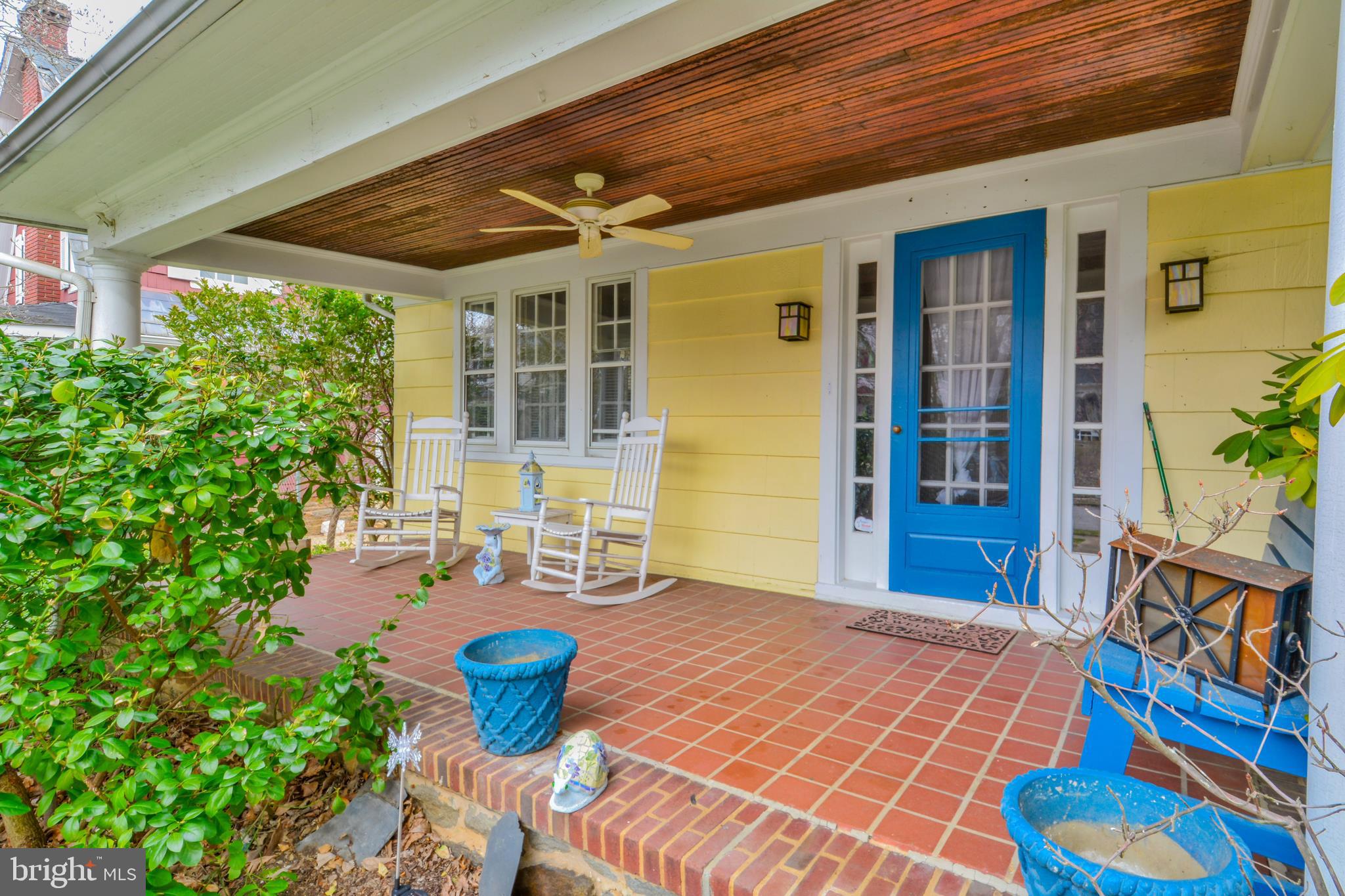2402 Everton Road Baltimore, MD 21209 - Photo 3 of 44