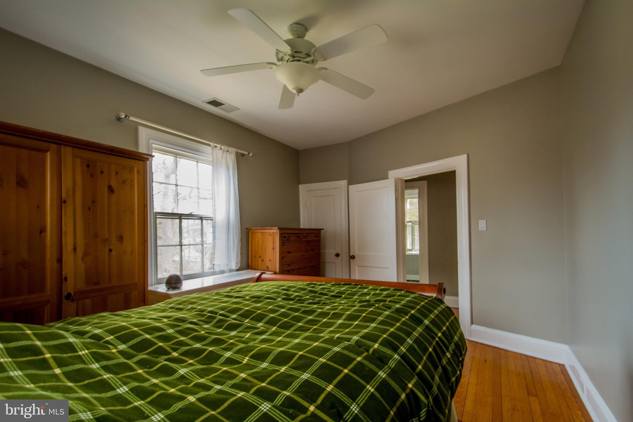 2402 Everton Road Baltimore, MD 21209 - Photo 29 of 44
