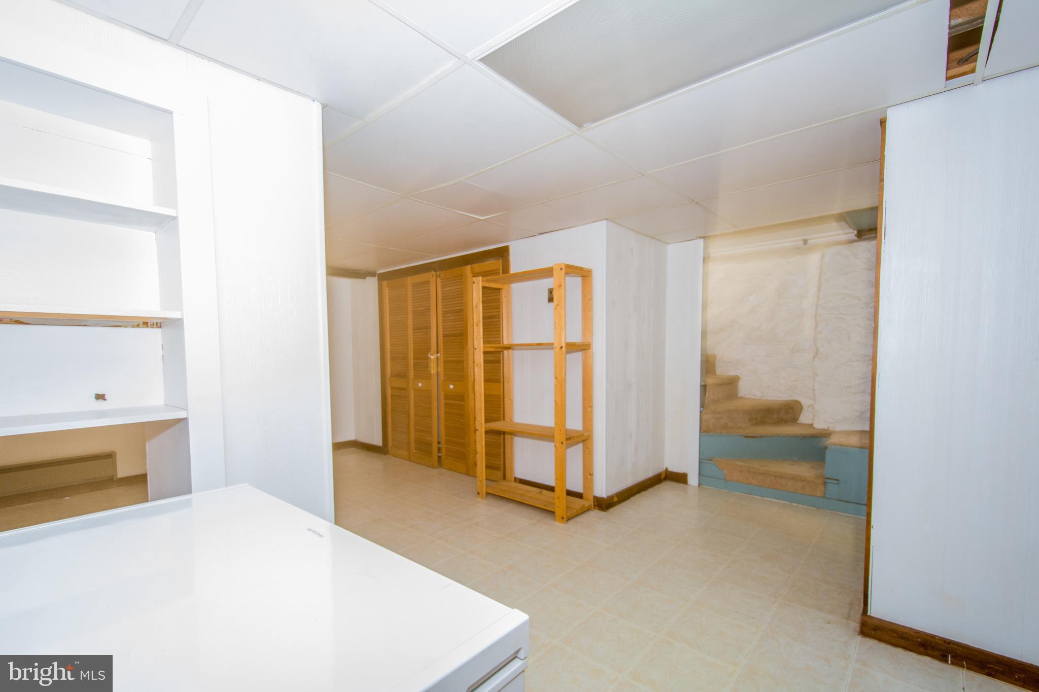 2402 Everton Road Baltimore, MD 21209 - Photo 33 of 44