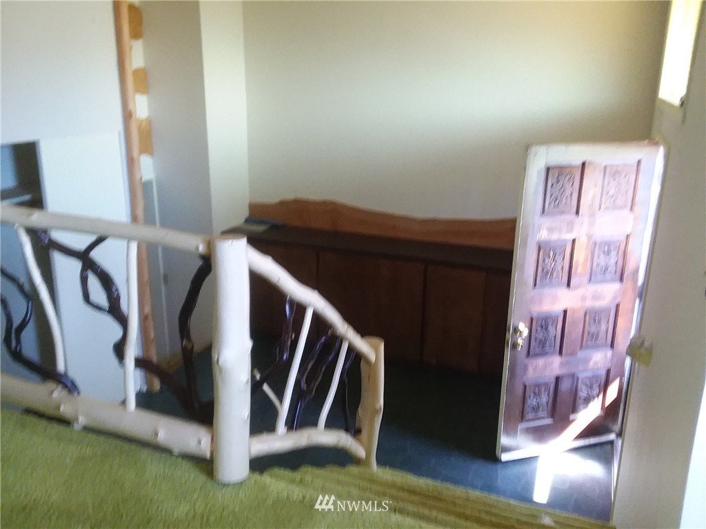 250 Snyder Road Packwood, WA 98361 - Photo 5 of 24 Gallery Image 5