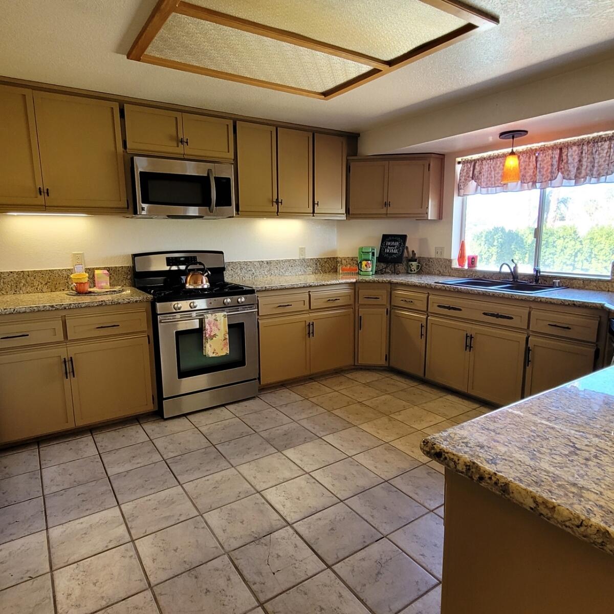 68920 Minerva Road Cathedral City, CA 92234 - Photo 17 of 39 43246