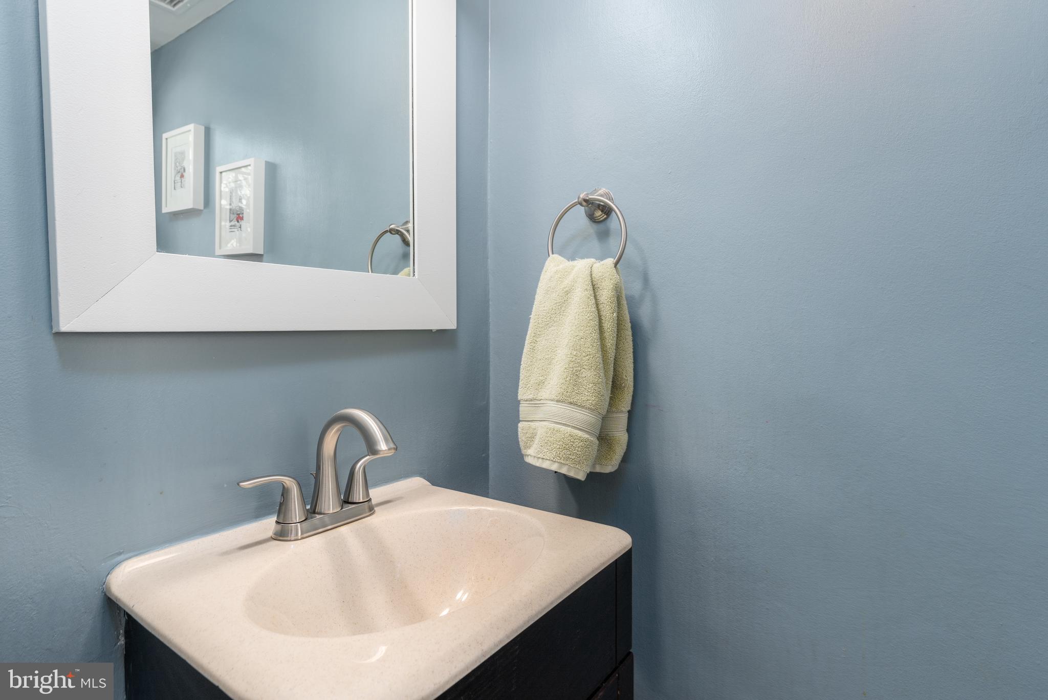 424 Whitestone Road Silver Spring, MD 20901 - Photo 16 of 42 Half bath on main level
