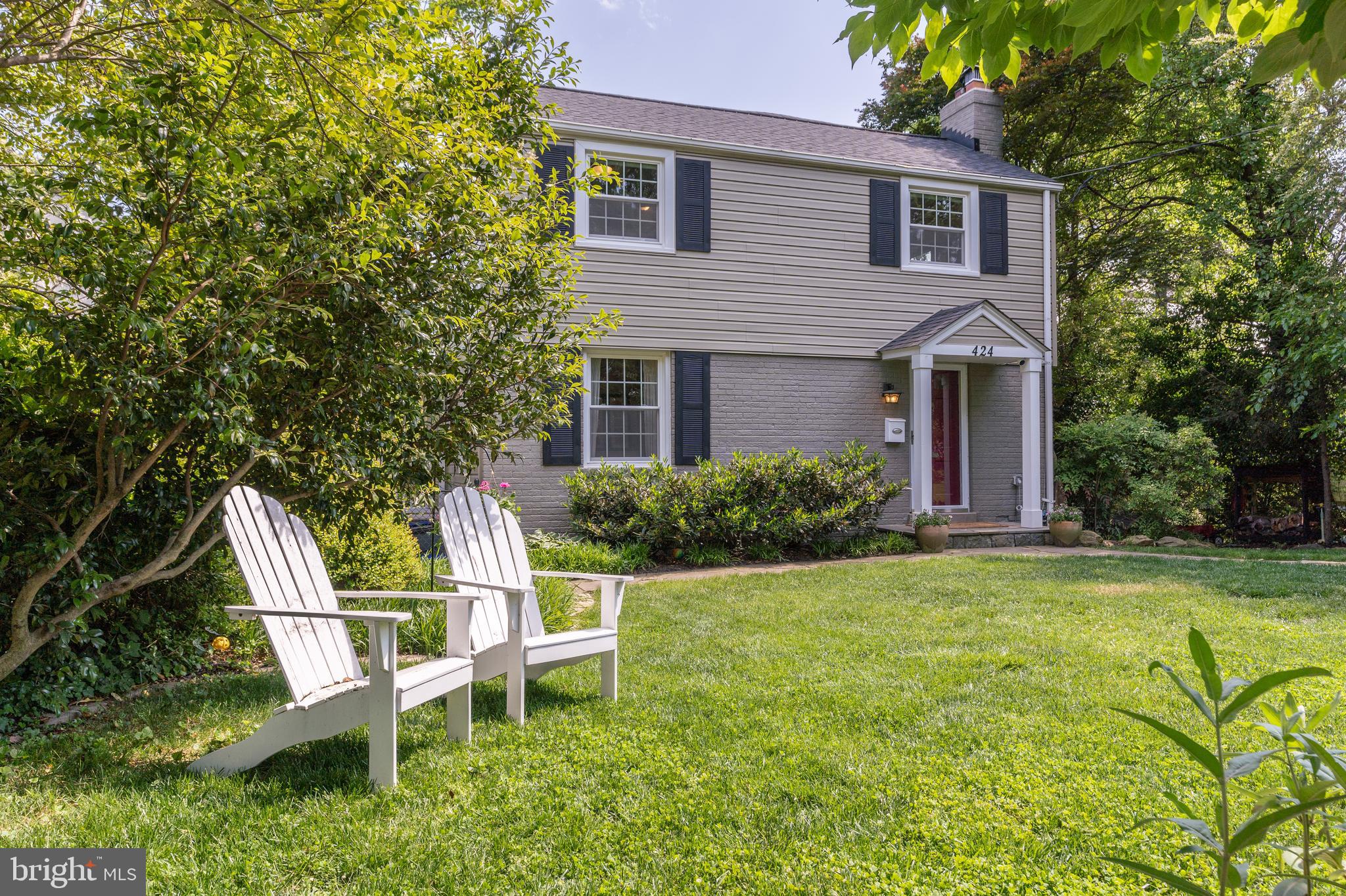 424 Whitestone Road Silver Spring, MD 20901 - Photo 3 of 42 Lush and mature landscaping in front yard