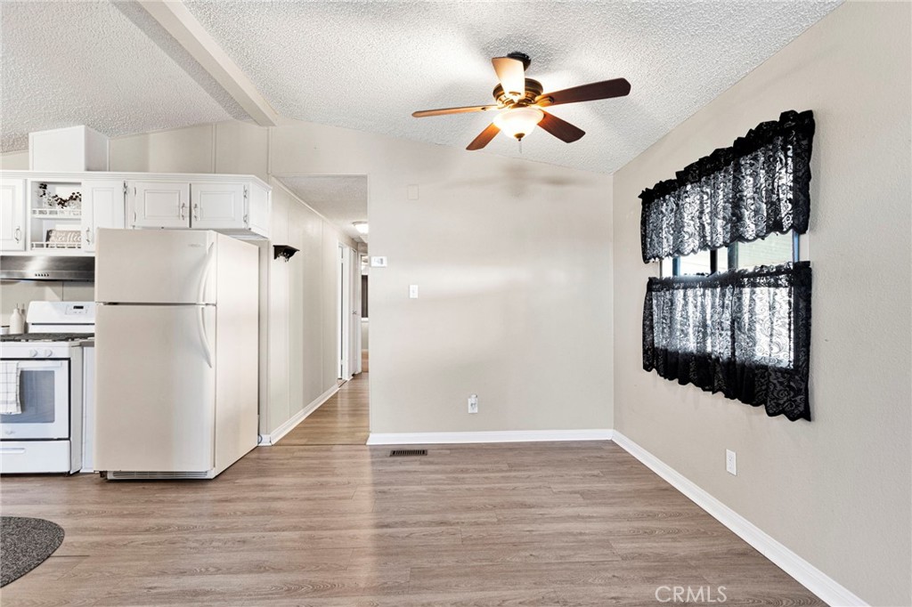 23456 Ottawa Road, Unit 28 Apple Valley, CA 92308 - Photo 16 of 35
