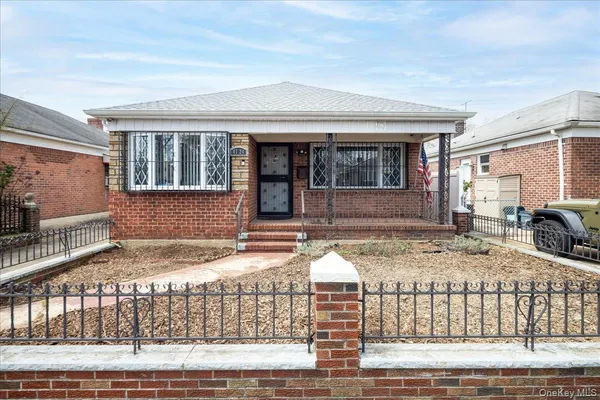 $999,000 | 47-24 168th Street | Flushing