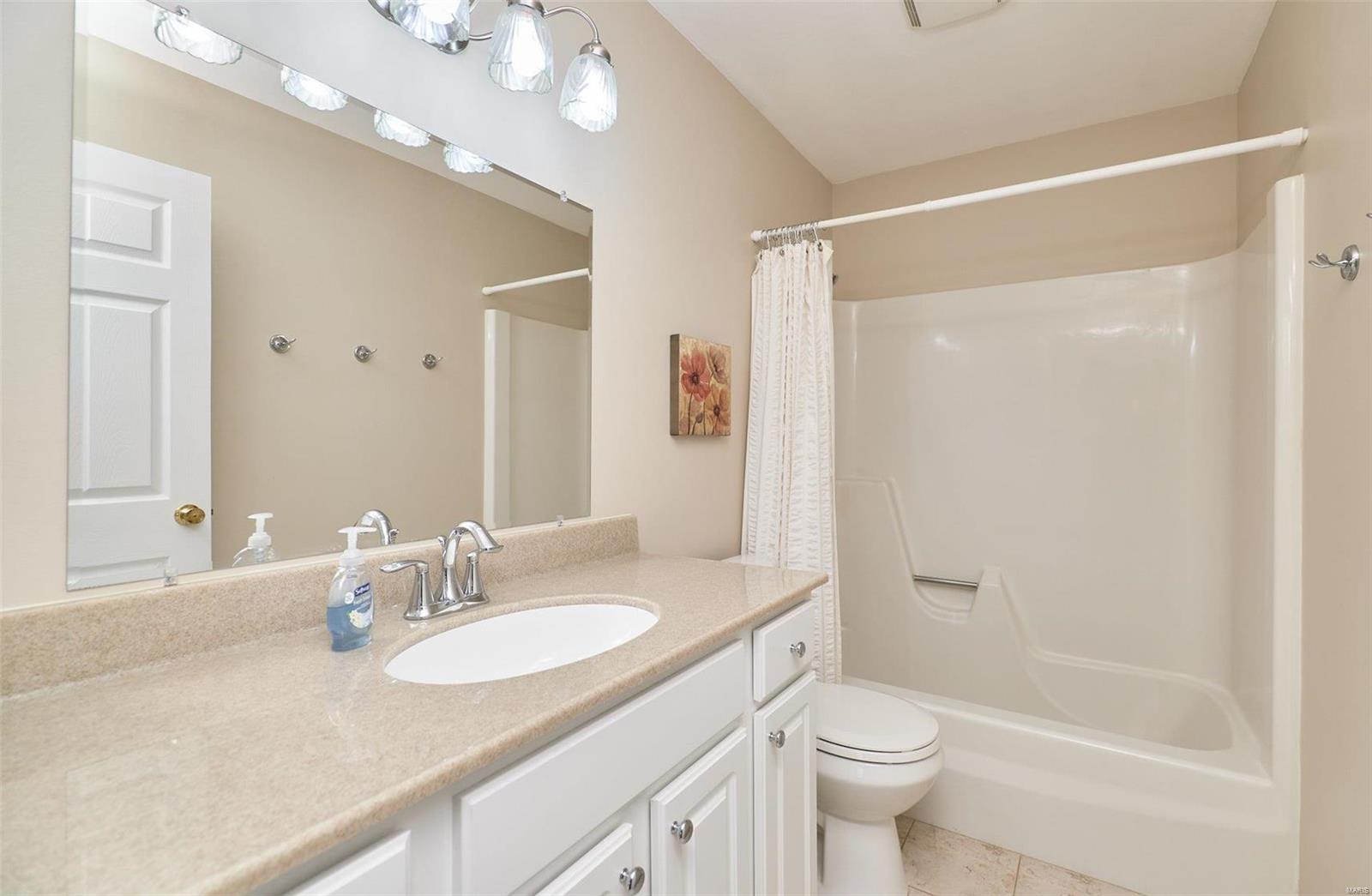 1236 Beaver Creek Road Chesterfield, MO 63017 - Photo 20 of 35 Gallery Image 20