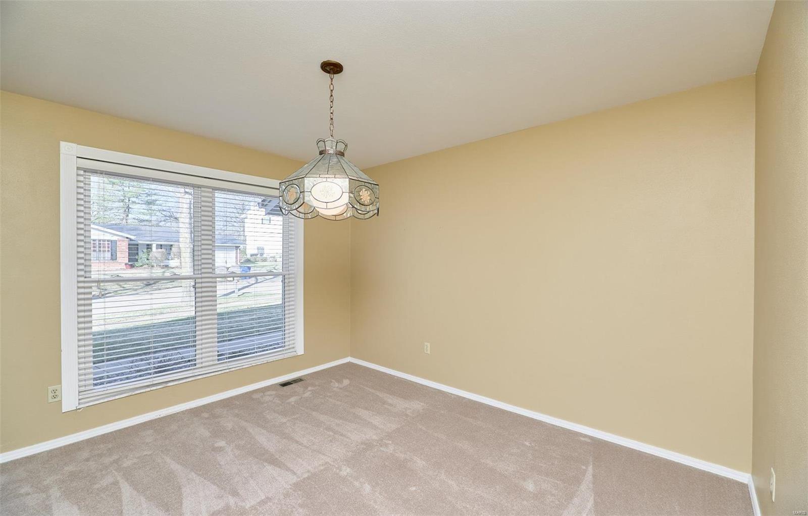 1236 Beaver Creek Road Chesterfield, MO 63017 - Photo 8 of 35 Gallery Image 8