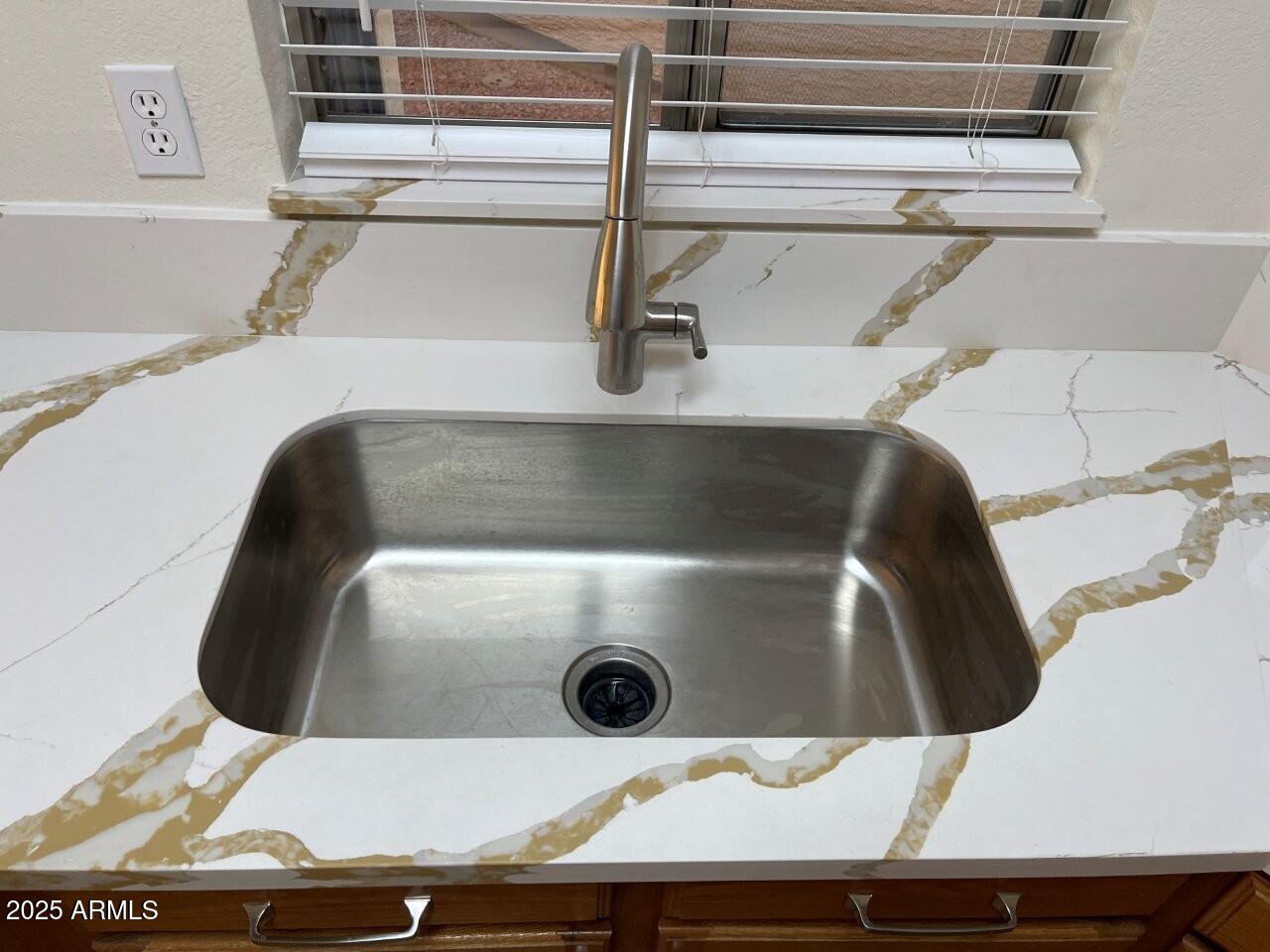 1190 South Boulder Street, Unit E Gilbert, AZ 85296 - Photo 14 of 33 K4