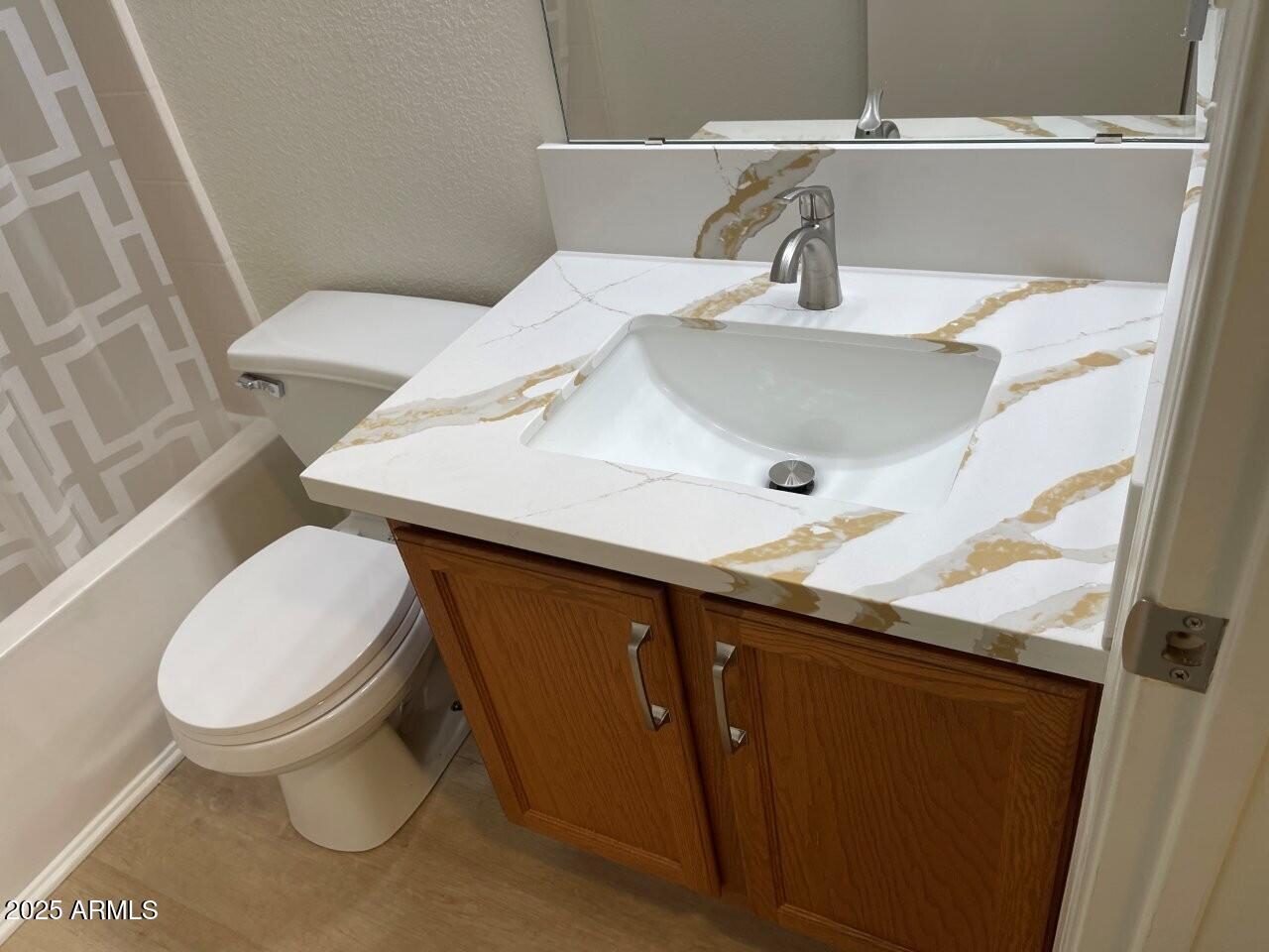 1190 South Boulder Street, Unit E Gilbert, AZ 85296 - Photo 28 of 33 B7