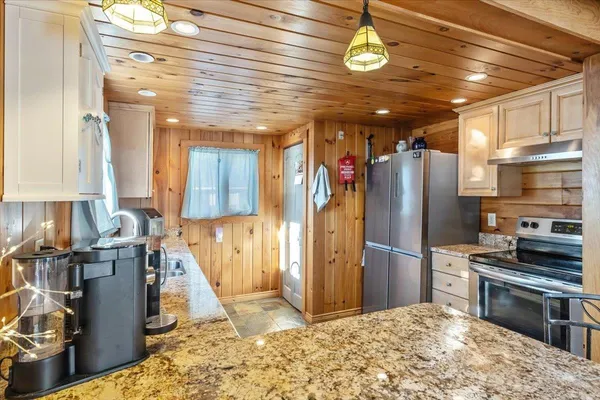 $479,000 | 1001 Samson Road, St. Albans Town, VT 05488