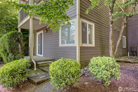 $398,800 | 700 Front Street South, Unit E102, Issaquah, WA 98027