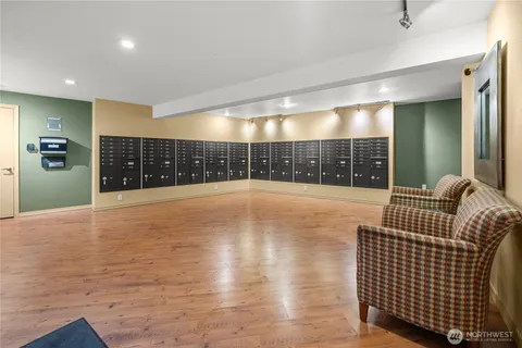 $398,800 | 700 Front Street South, Unit E102, Issaquah, WA 98027