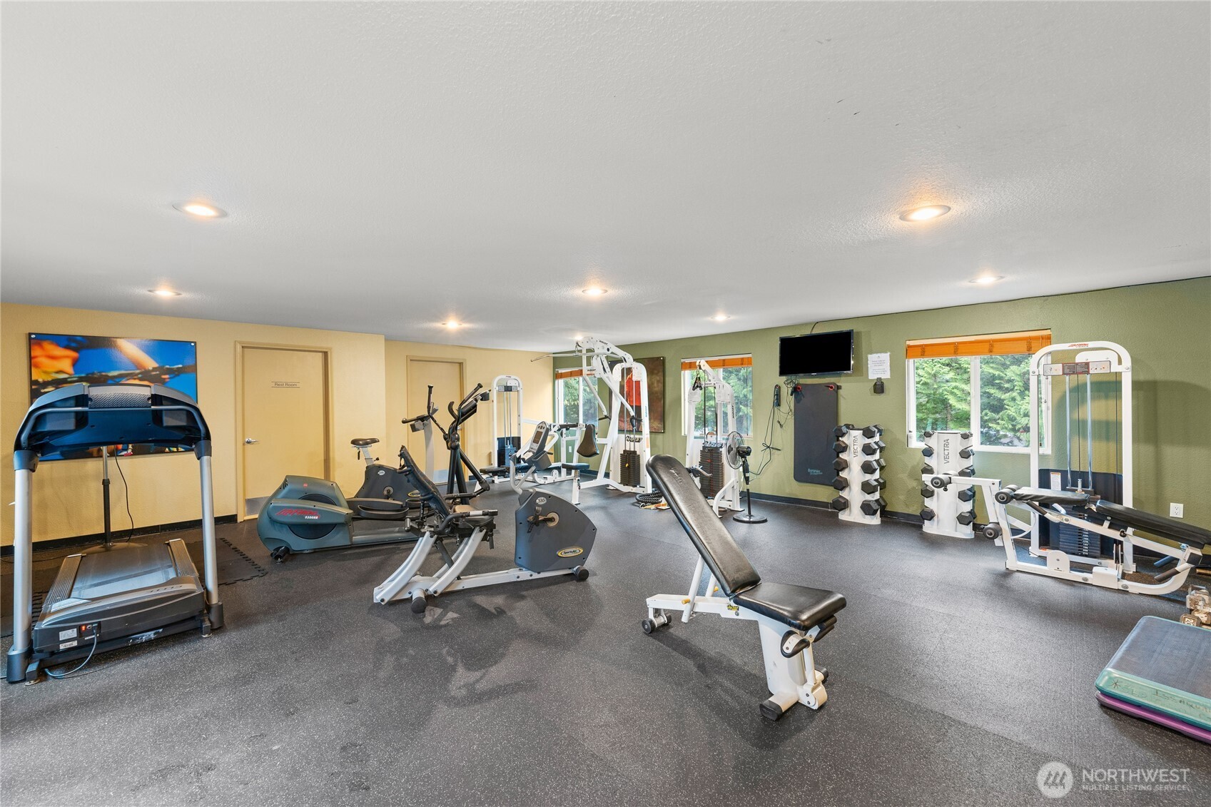 700 Front Street South, Unit E102 Issaquah, WA 98027 - Photo 18 of 23