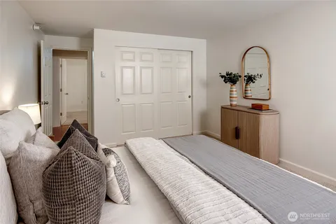 $398,800 | 700 Front Street South, Unit E102, Issaquah, WA 98027
