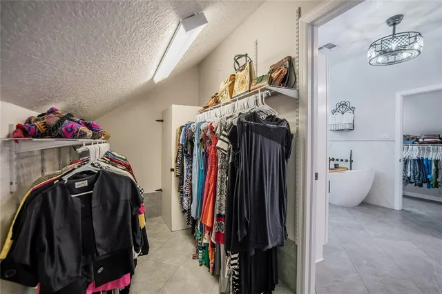 $1,095,000 | 37439 Meridian Avenue, Dade City, FL 33525