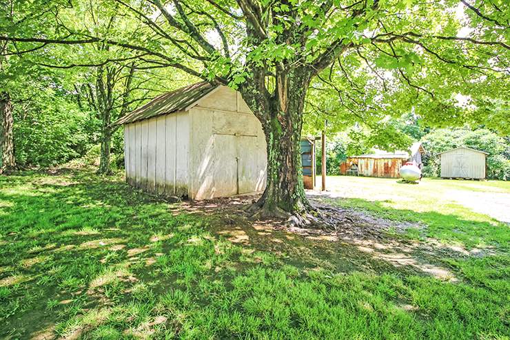 1694 Bill Dedmon Road Bowling Green, KY 42101 - Photo 25 of 27 Gallery Image 25
