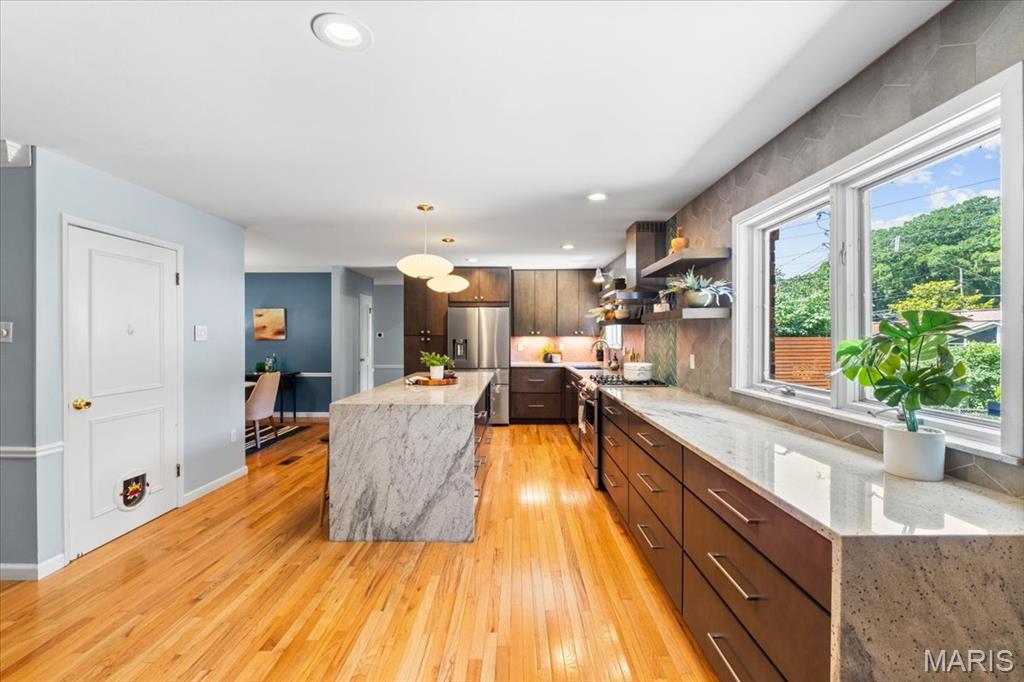 8839 Forest Heights Drive St. Louis, MO 63123 - Photo 14 of 51