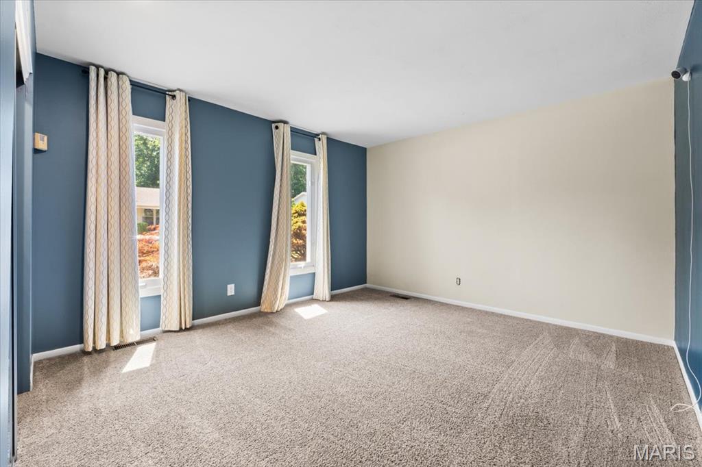 8839 Forest Heights Drive St. Louis, MO 63123 - Photo 27 of 51