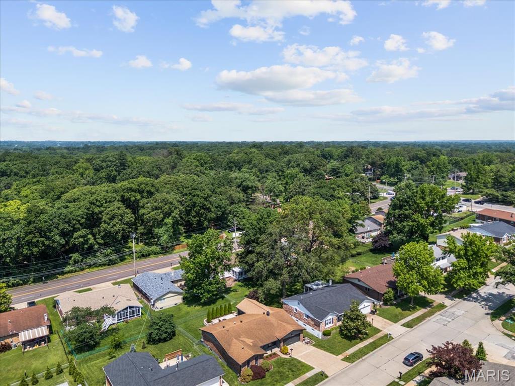 8839 Forest Heights Drive St. Louis, MO 63123 - Photo 47 of 51