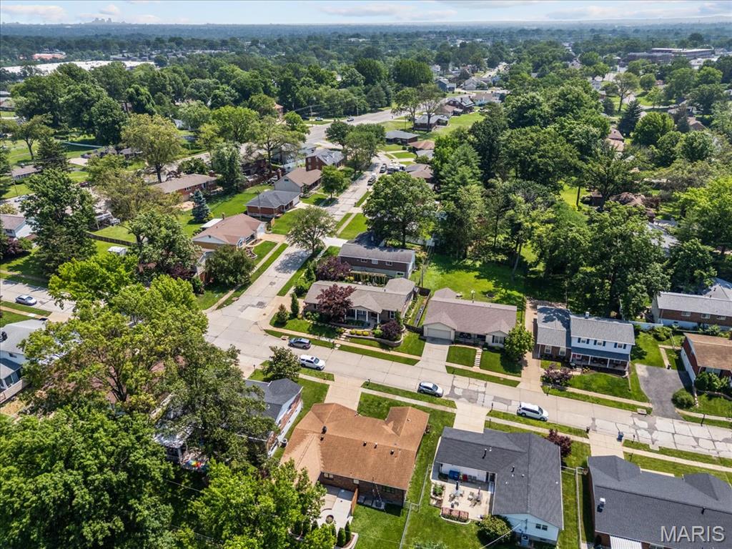 8839 Forest Heights Drive St. Louis, MO 63123 - Photo 50 of 51