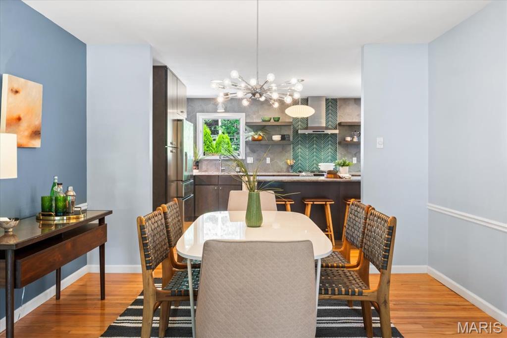 8839 Forest Heights Drive St. Louis, MO 63123 - Photo 9 of 51