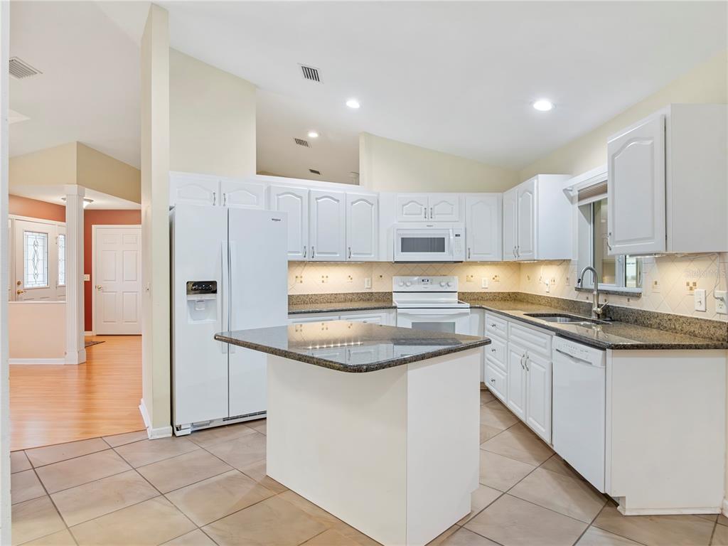 1870 Northwest 56th Terrace Ocala, FL 34482 - Photo 6 of 29