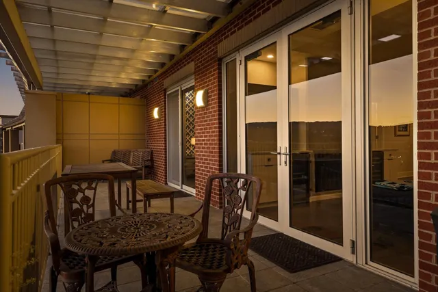 $900,000 | 4 Cherokee Blvd., Unit 409, Chattanooga, TN 37405