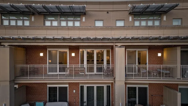 $900,000 | 4 Cherokee Blvd., Unit 409, Chattanooga, TN 37405