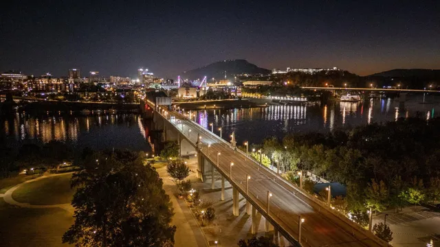 $900,000 | 4 Cherokee Blvd., Unit 409, Chattanooga, TN 37405