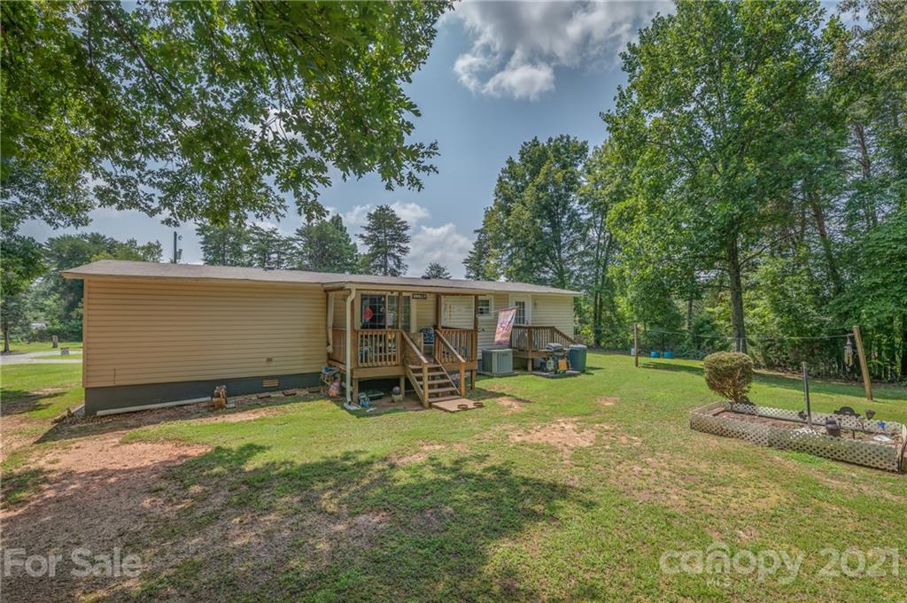 400 Howard Cole Road Rutherfordton, NC 28139 - Photo 18 of 29 a view of a backyard