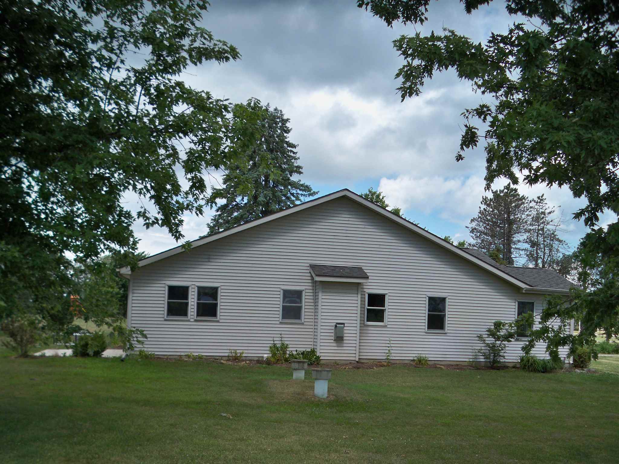12135 Leesburg Road Fort Wayne, IN 46818 - Photo 11 of 22