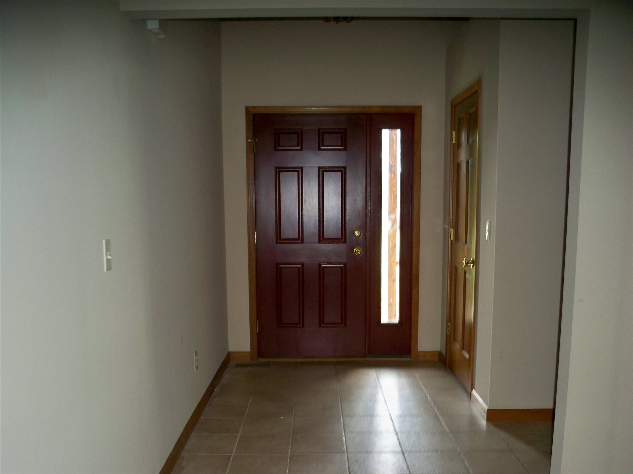 12135 Leesburg Road Fort Wayne, IN 46818 - Photo 4 of 22
