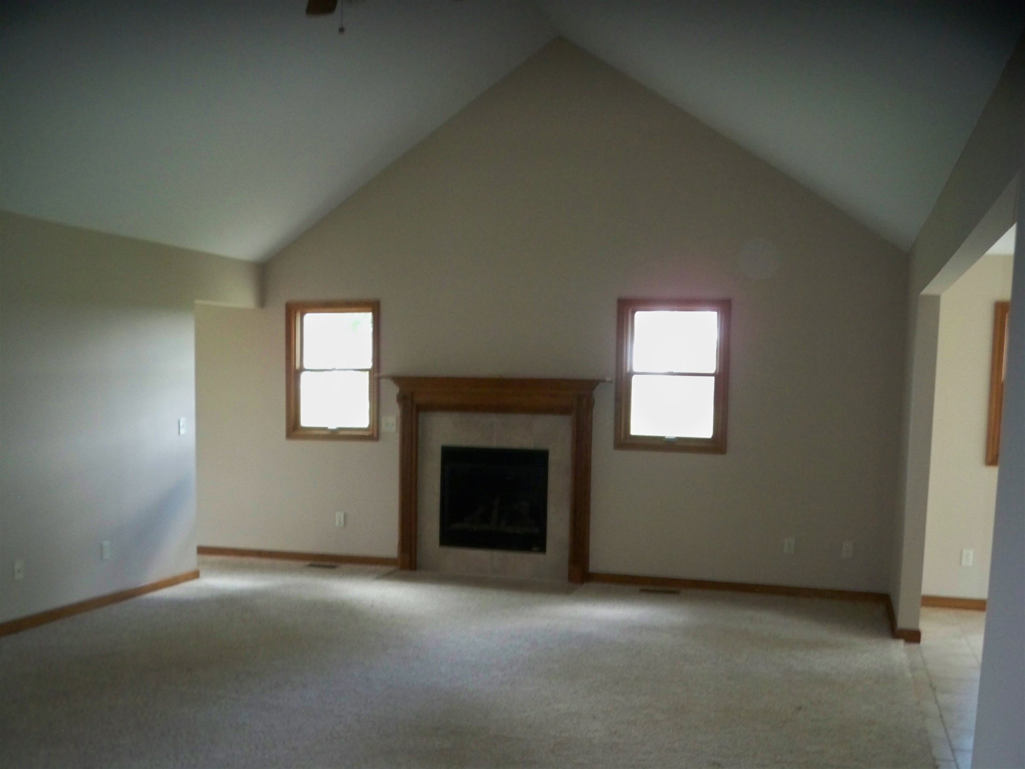 12135 Leesburg Road Fort Wayne, IN 46818 - Photo 5 of 22