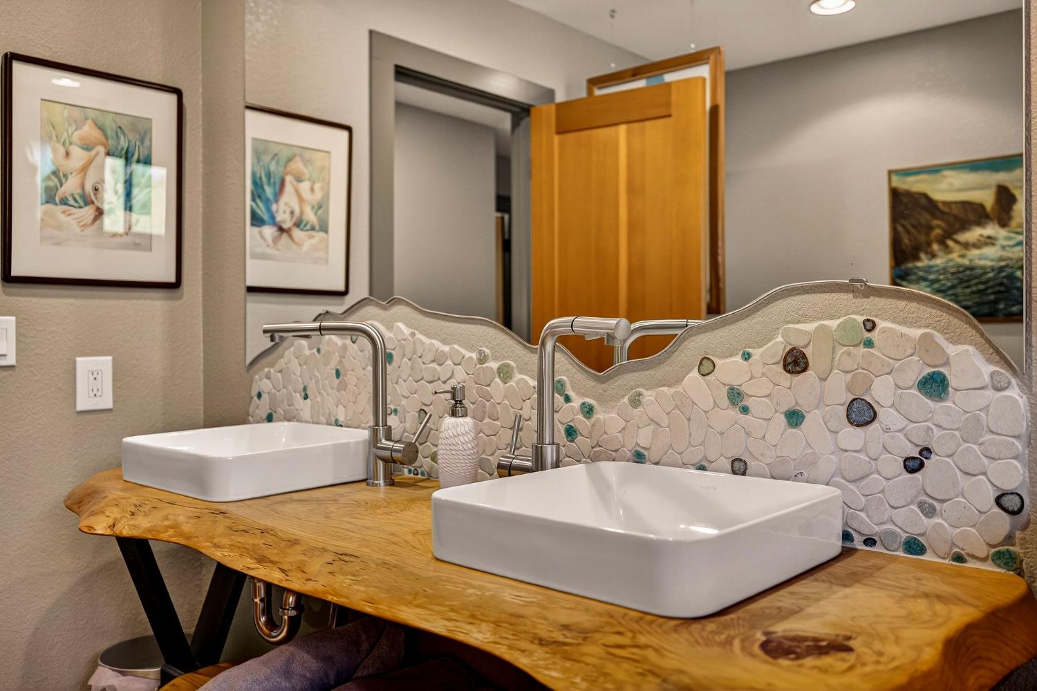 8617 South Butte Road Sutter, CA 95982 - Photo 41 of 64 a bathroom with a tub sink and mirror