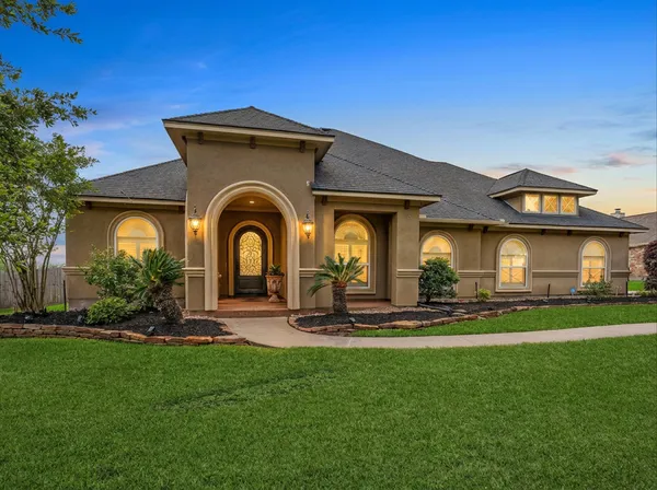 $750,000 | 19001 Harbor Side Boulevard, Montgomery, TX 77356