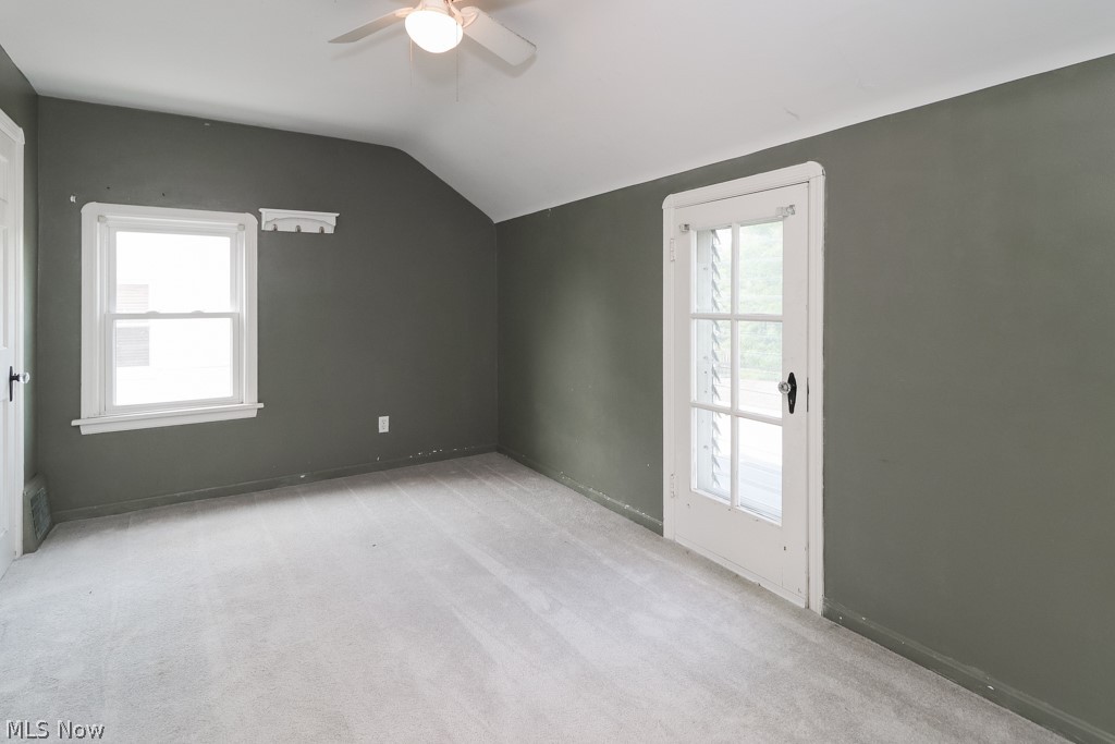 6202 Manchester Road Parma, OH 44129 - Photo 12 of 18