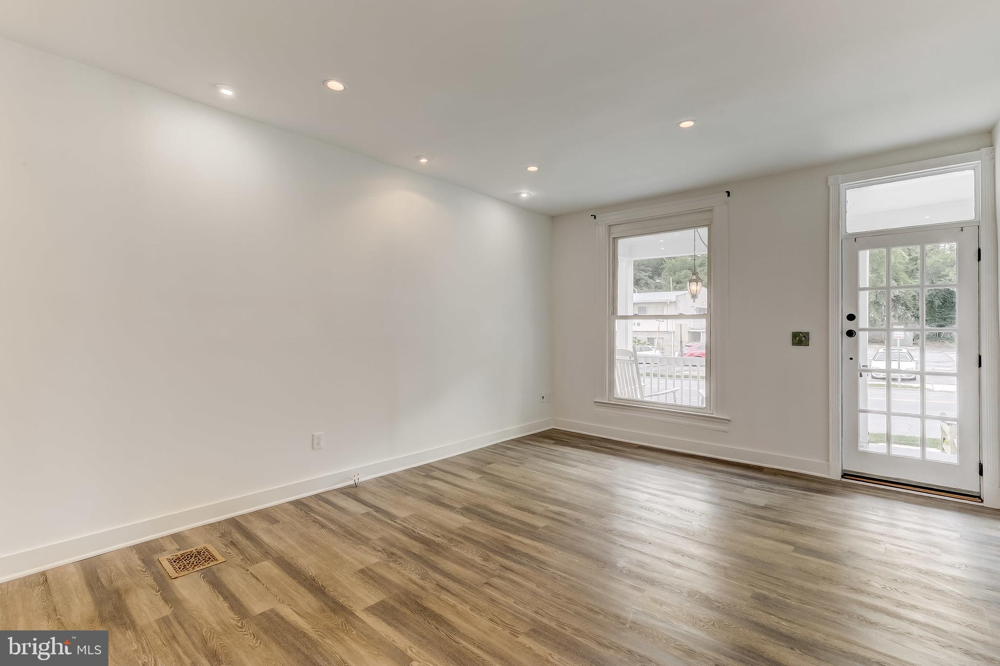 4418 Falls Road Baltimore, MD 21211 - Photo 5 of 56 Gallery Image 5