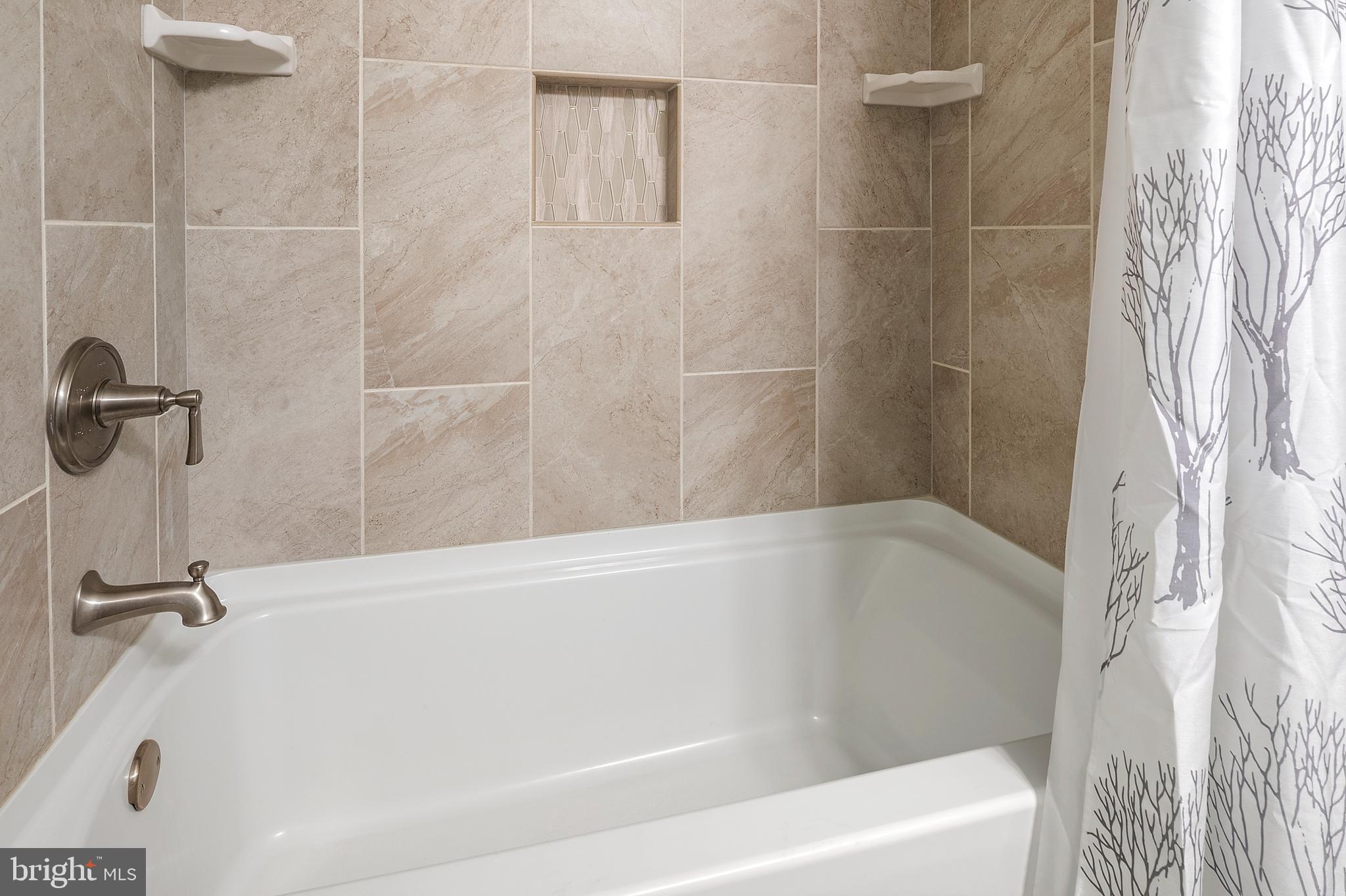 8391 WB&A Road Severn, MD 21144 - Photo 33 of 48 Bathroom 2 Tub / Shower