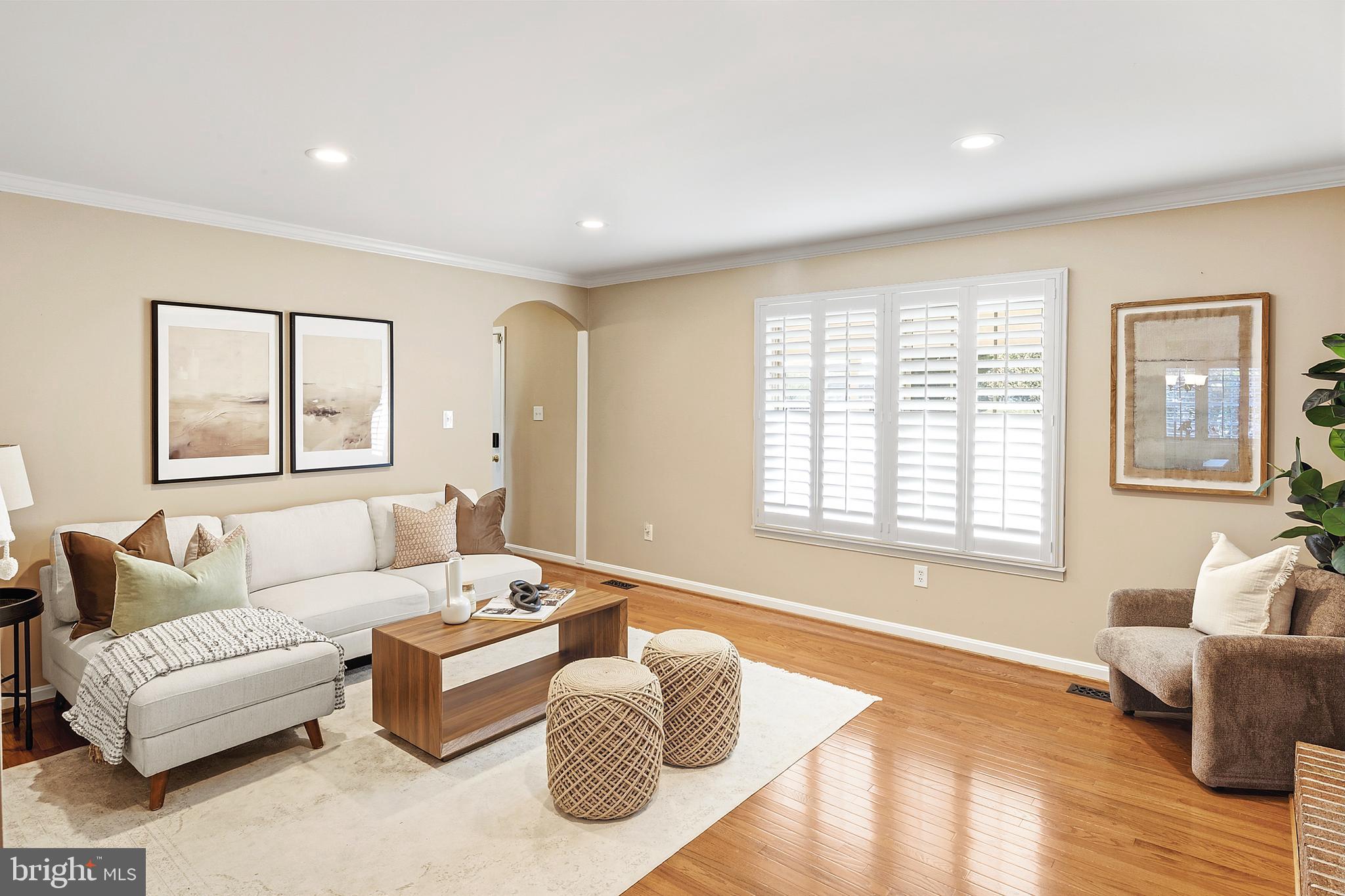 8391 WB&A Road Severn, MD 21144 - Photo 8 of 48 Living Room