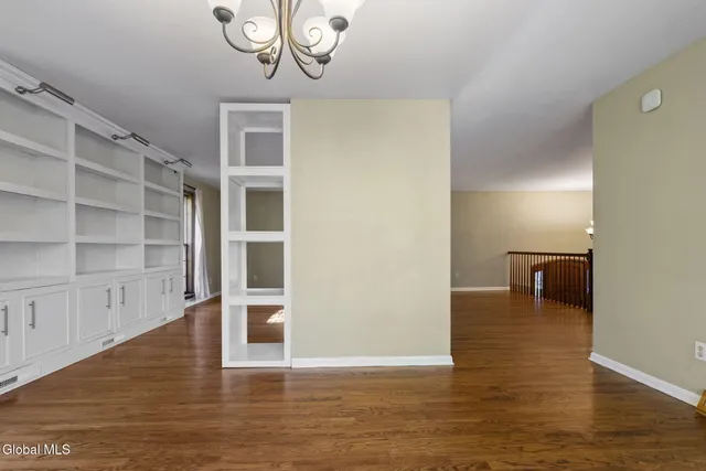 $499,900 | 5 Mara Drive, North Greenbush, NY 12144