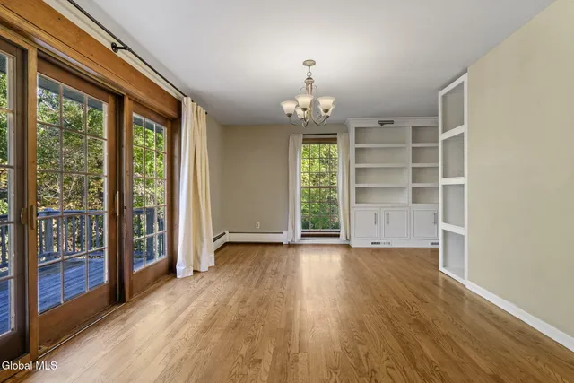 $499,900 | 5 Mara Drive, North Greenbush, NY 12144