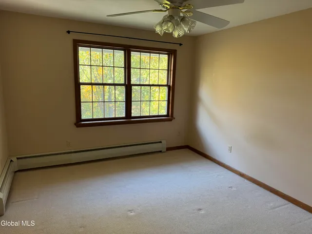 $499,900 | 5 Mara Drive, North Greenbush, NY 12144