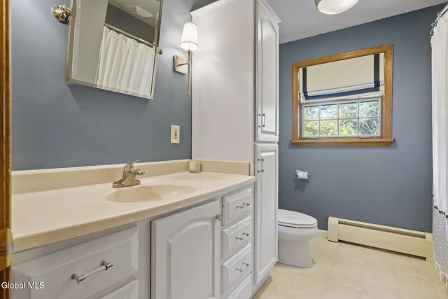 $499,900 | 5 Mara Drive, North Greenbush, NY 12144