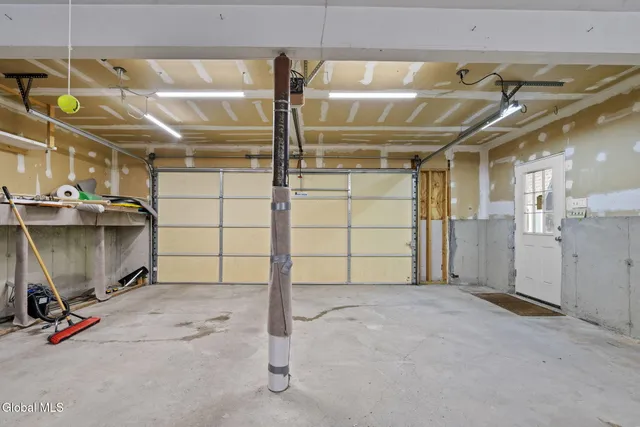 $499,900 | 5 Mara Drive, North Greenbush, NY 12144