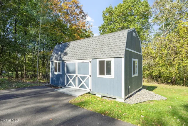 $499,900 | 5 Mara Drive, North Greenbush, NY 12144