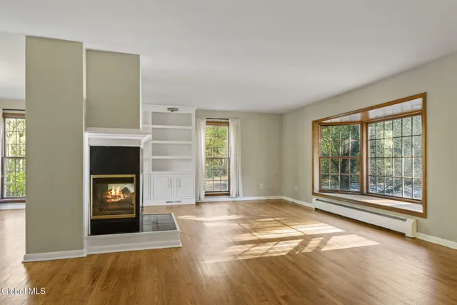 $499,900 | 5 Mara Drive, North Greenbush, NY 12144